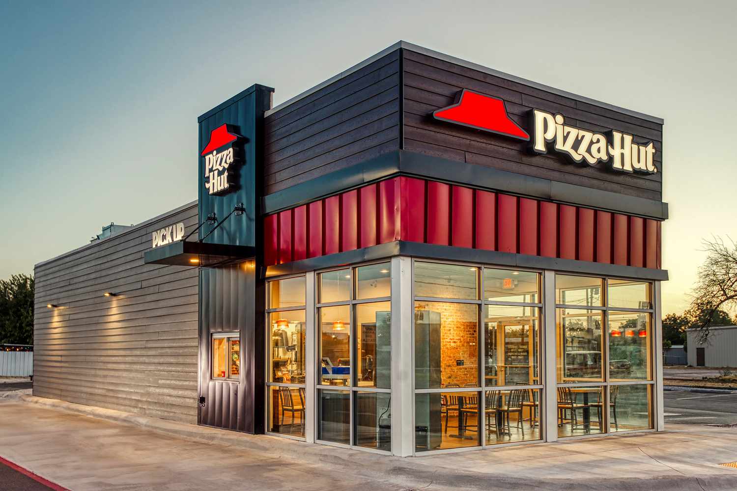 Pizza Hut Restaurant365